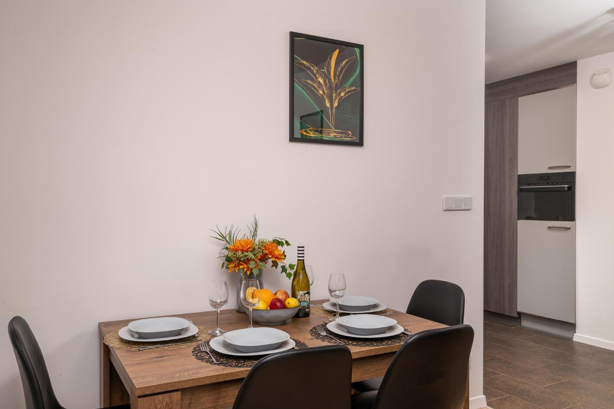 Apartwro 3Th - Apartament Przy Dworcu Glownym Pkp, Balkon, Garaz, Rowery 弗罗茨瓦夫 外观 照片